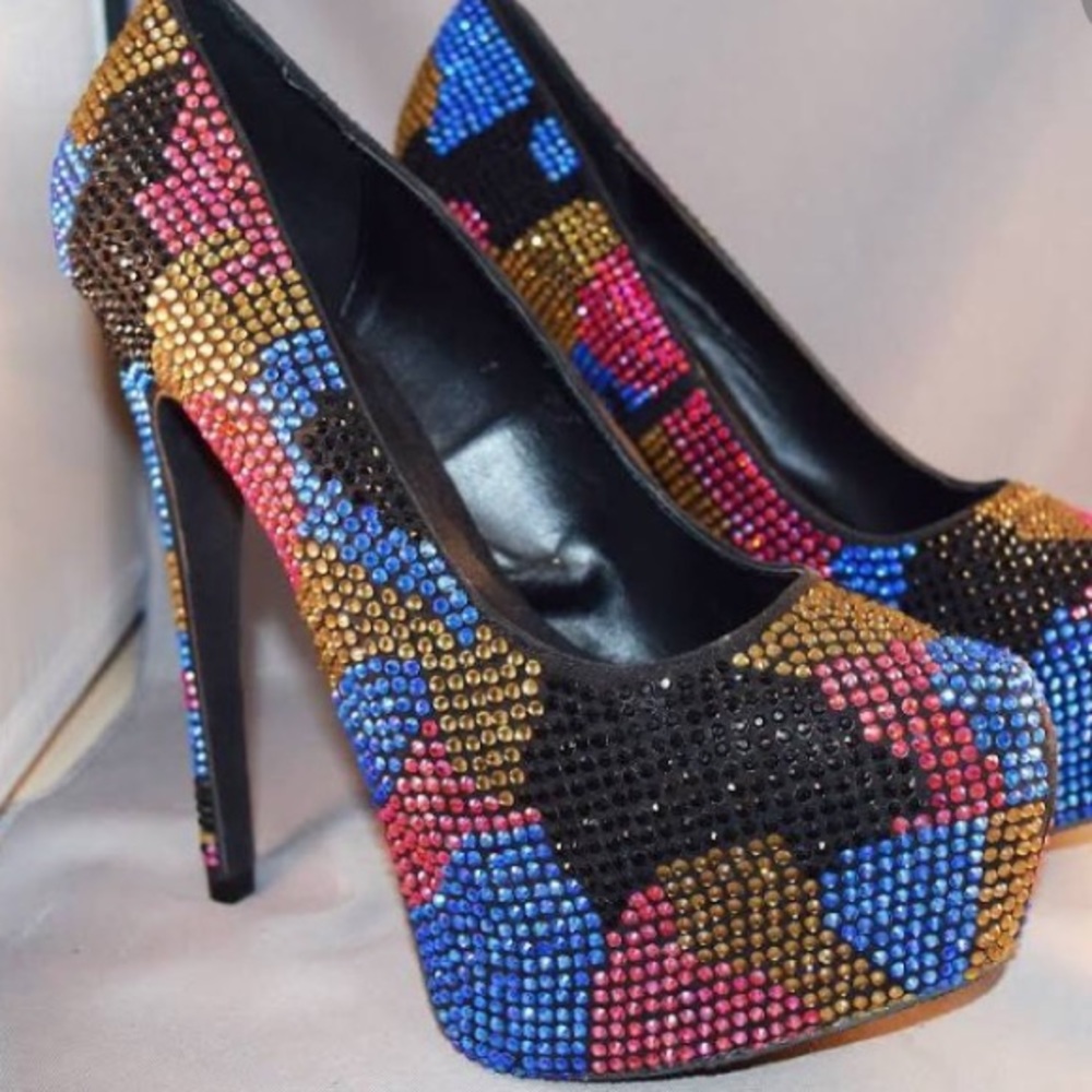 ❗️FINAL❗️Steve Madden platform pumps